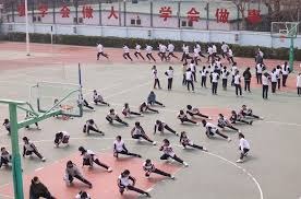 什么是“博弈论中的稳定匹配”？解析在赌场资源分配中的数学应用。（从博弈论看稳定匹配：赌场资源分配的数学解读）