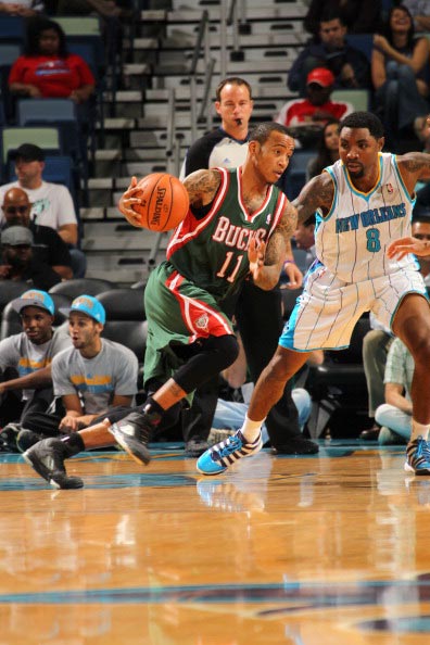 而掘金与穆 而掘金与穆