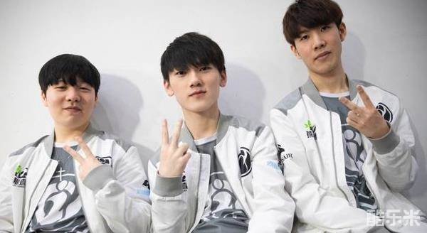 湖人队在进 湖人队在进